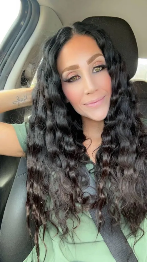 Would you use a condom or raw if you had the chance to fuck me? Thumbnail