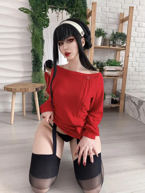 Yor Forger (by Lunevlia) Thumbnail