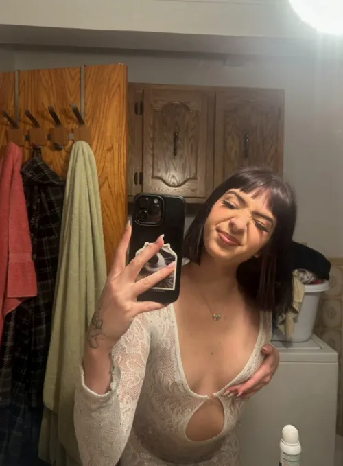 You can look, right? Thumbnail