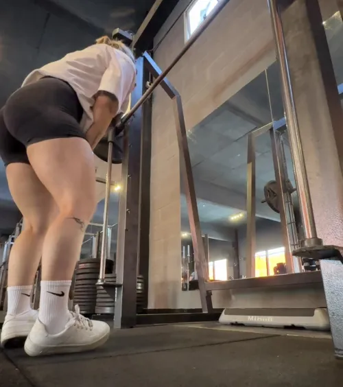 You know exactly where to squeeze Thumbnail