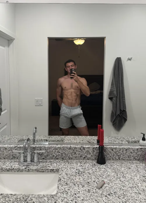 You think anyone at the gym noticed? Thumbnail