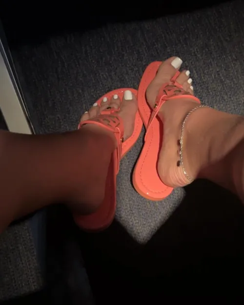 Your airplane seat mate Thumbnail