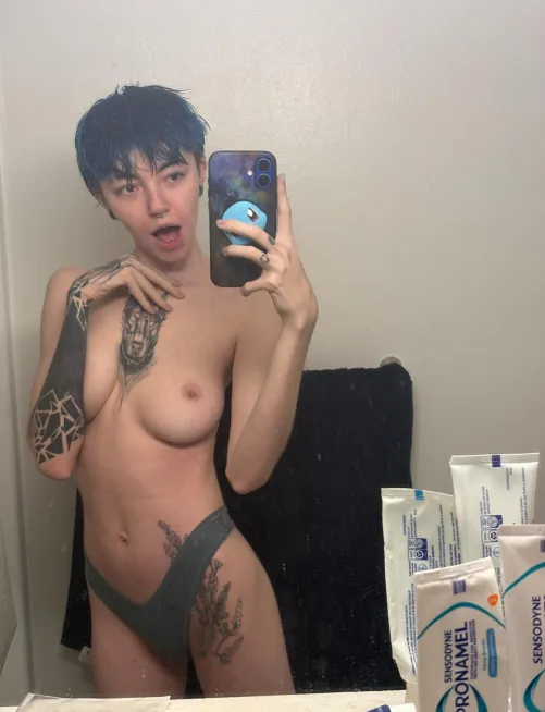 your gamer gf who walks around in panties all day Thumbnail