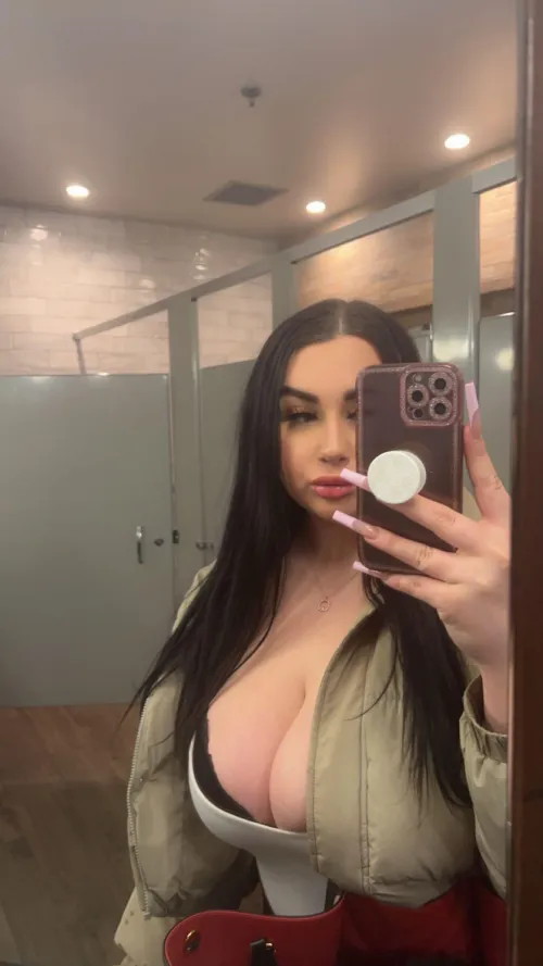your local latina whore hehe Thumbnail