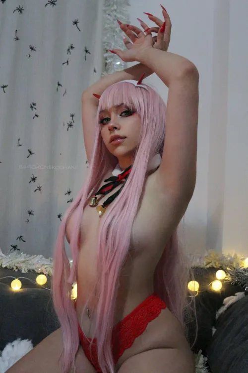 Zero Two (Shirokoneko) Thumbnail